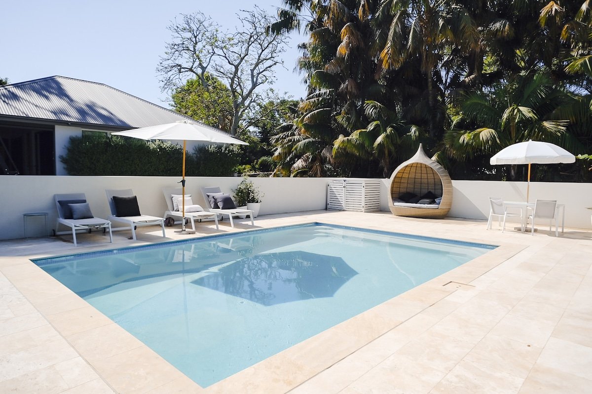 Bundeena’s best-10br-Pool- 2 mins to Hordens Beach gallery image 2