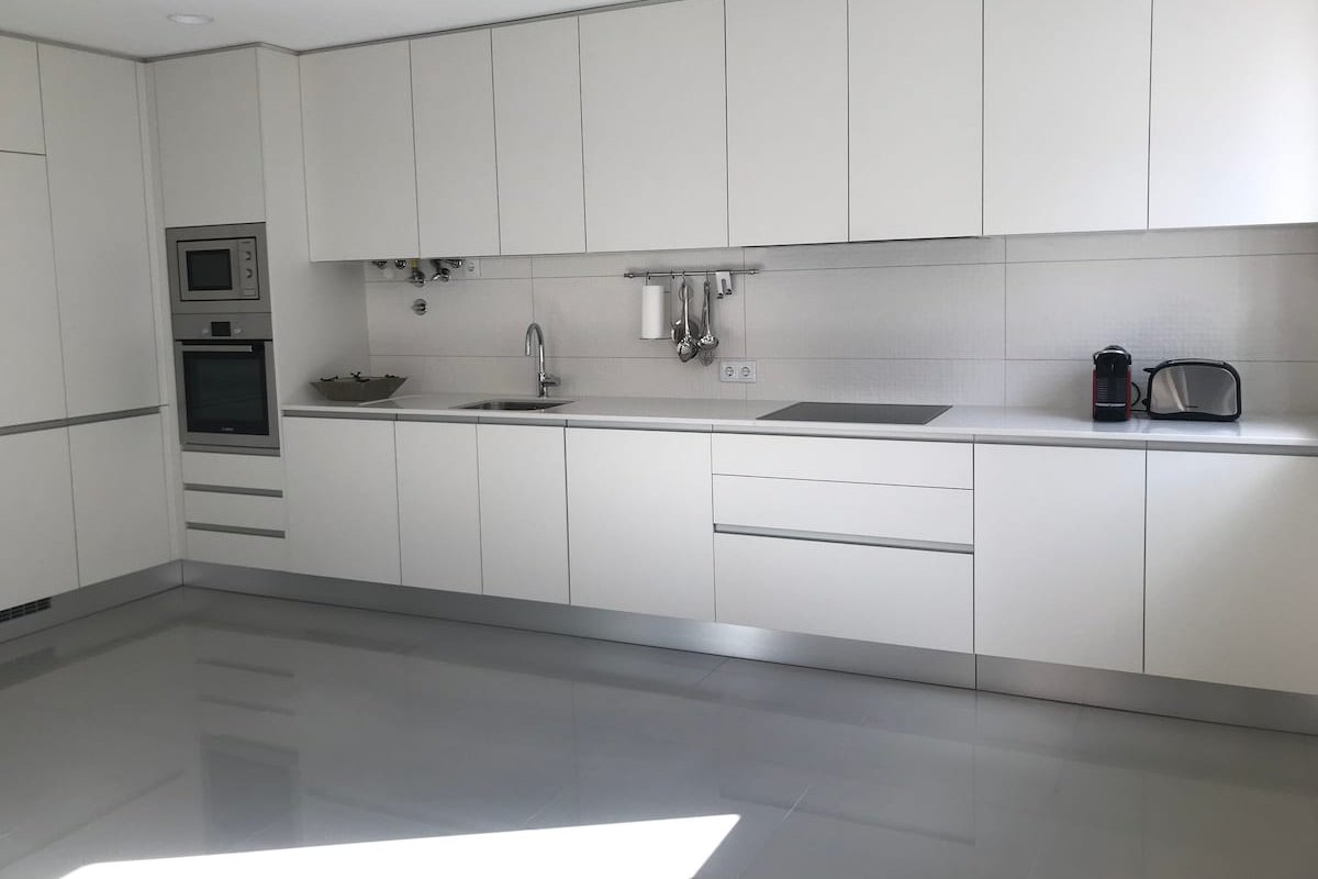 Lisbon10 E gallery image 4