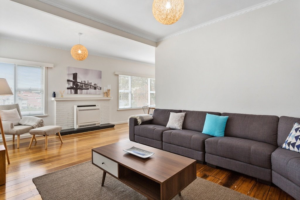 Renovated, ‘Stylish and Chic’ gallery image 5