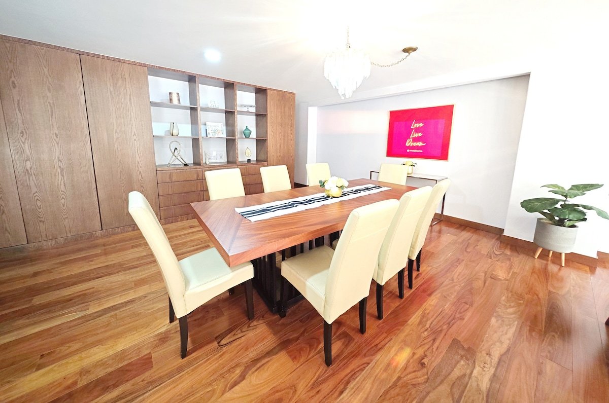 Prime Location Large 4BR, 3.5BA in Polanco’s Heart gallery image 3