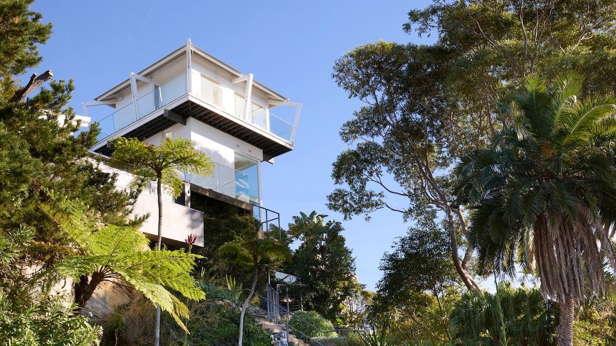 Palm Beach Tower gallery image 3