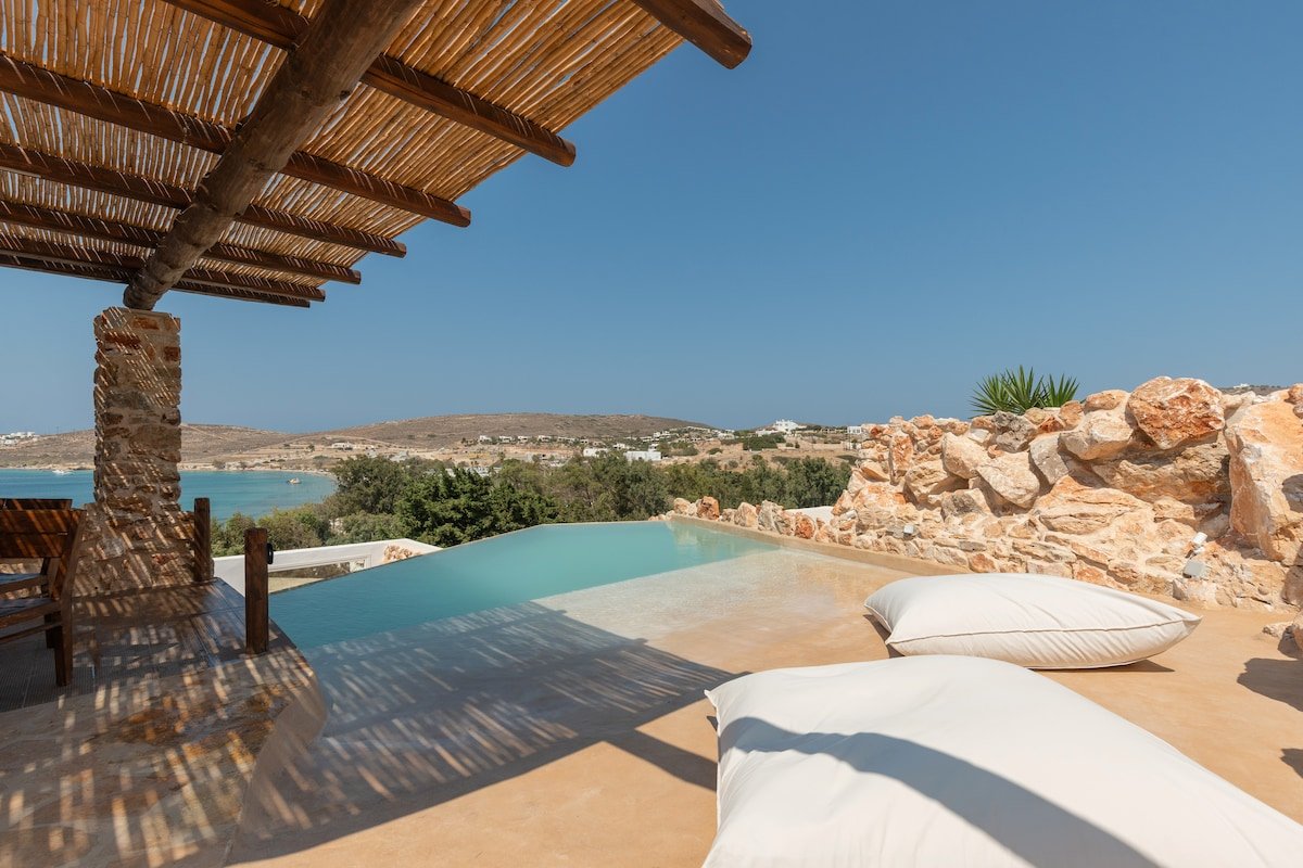 Krios Luxury Suites ~ Rame gallery image 3