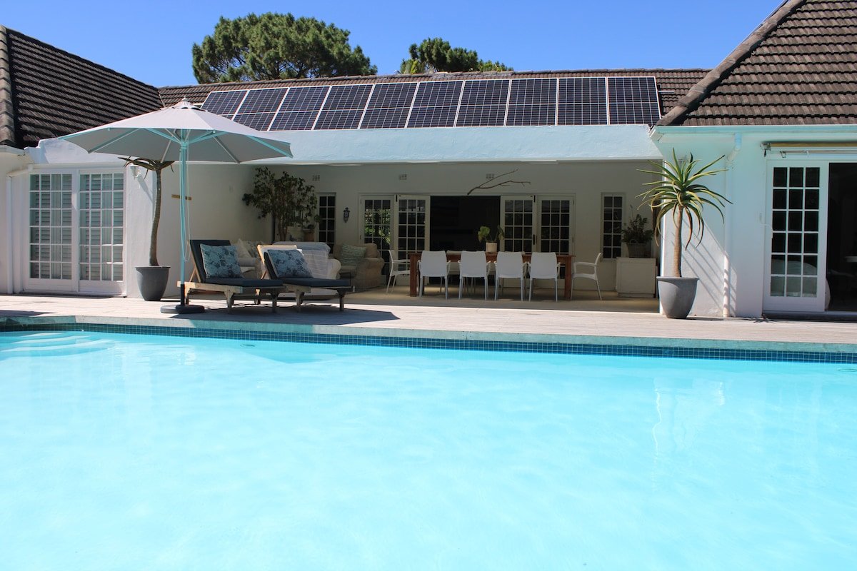 Constantia Garden Lodge – Family Home gallery image 3