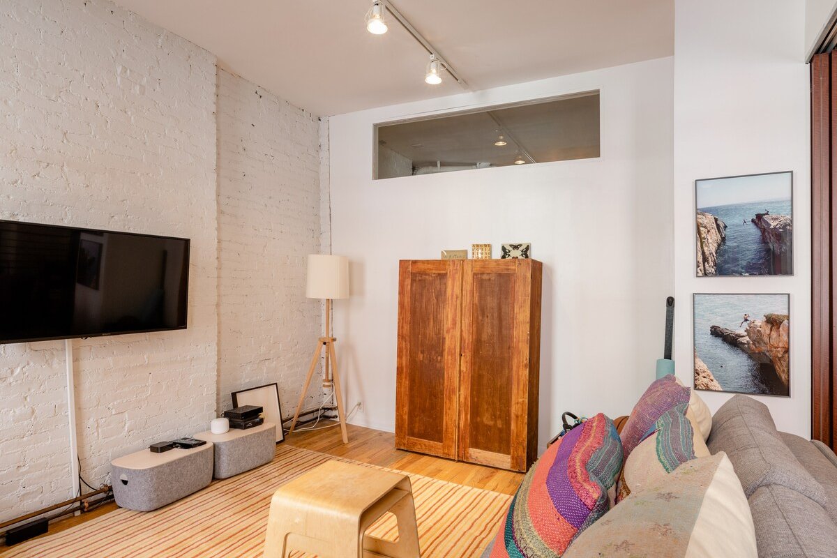 Colorful 2+ Bedroom Apt. on NYC’s Lower East Side gallery image 5