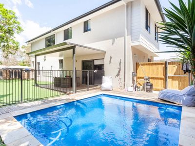 BohemianByron – 5br + pool + firepit (pets OK)