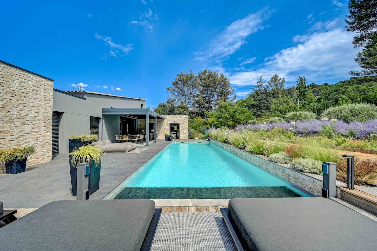 Villa 5 chambres à 5 minutes du centre d’Aix