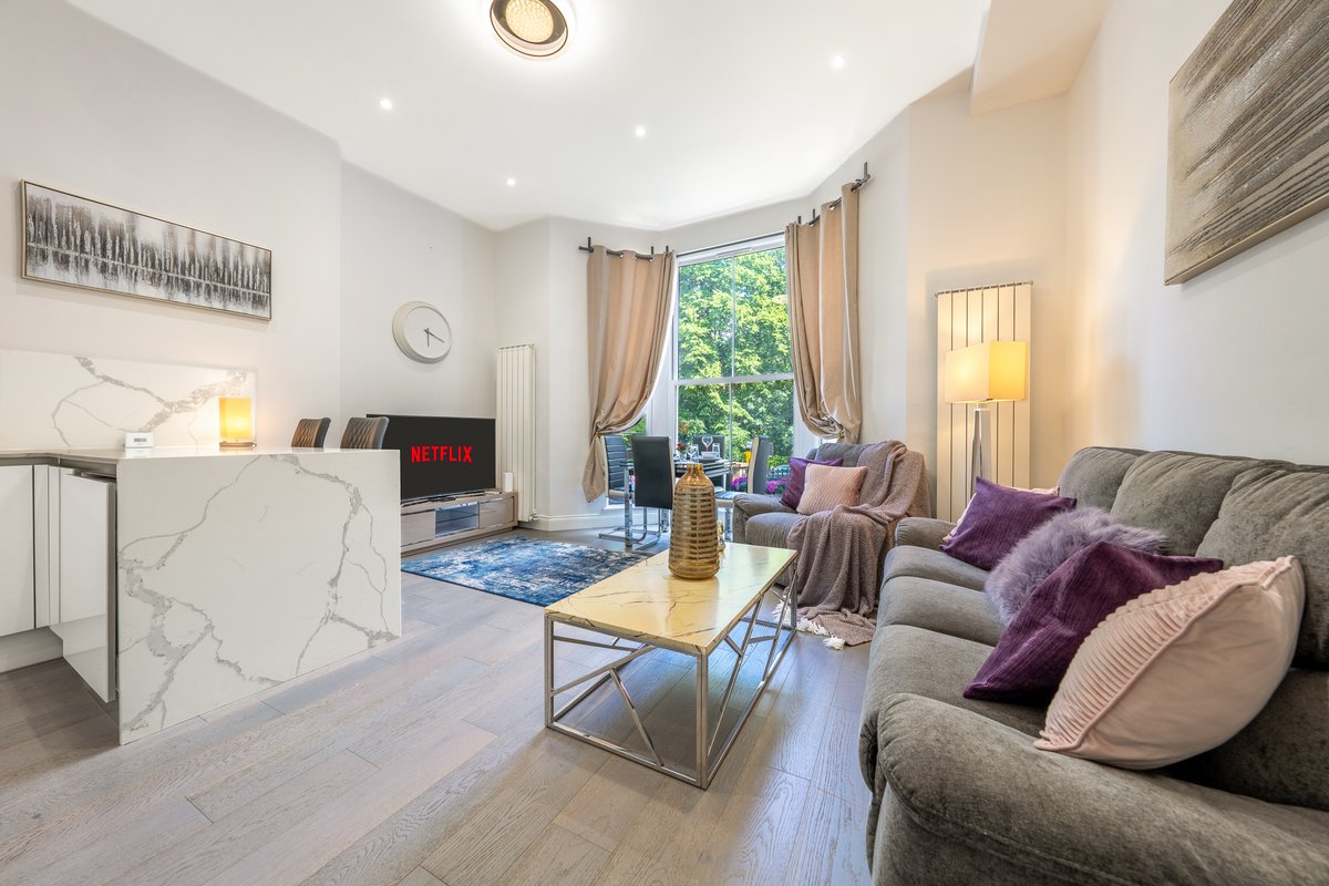 Modern 3-Bedroom, 2.5 Bath Retreat with AC”