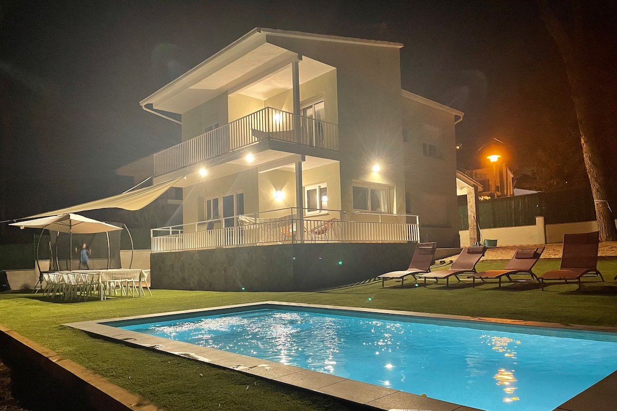 Vil·la magnífica amb piscina. Costa Brava Vil·la. gallery image 3