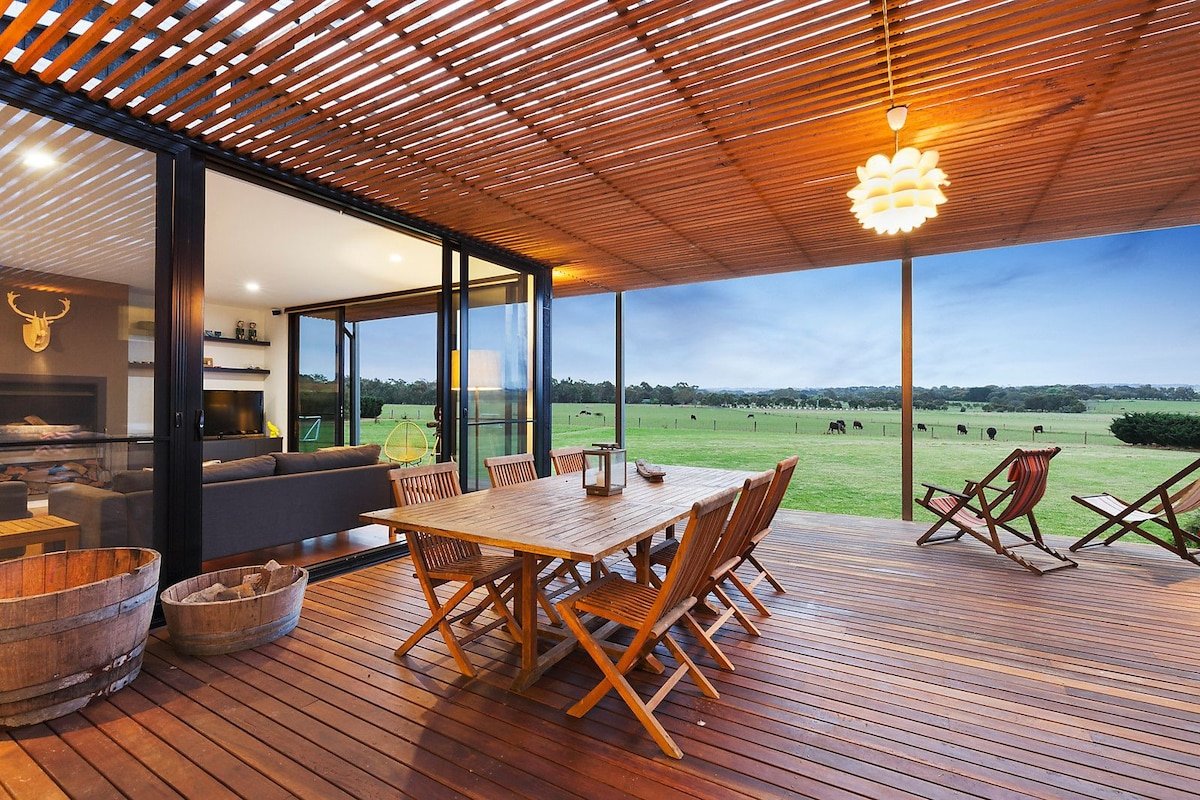 Rural views pool tennis & beach gallery image 4