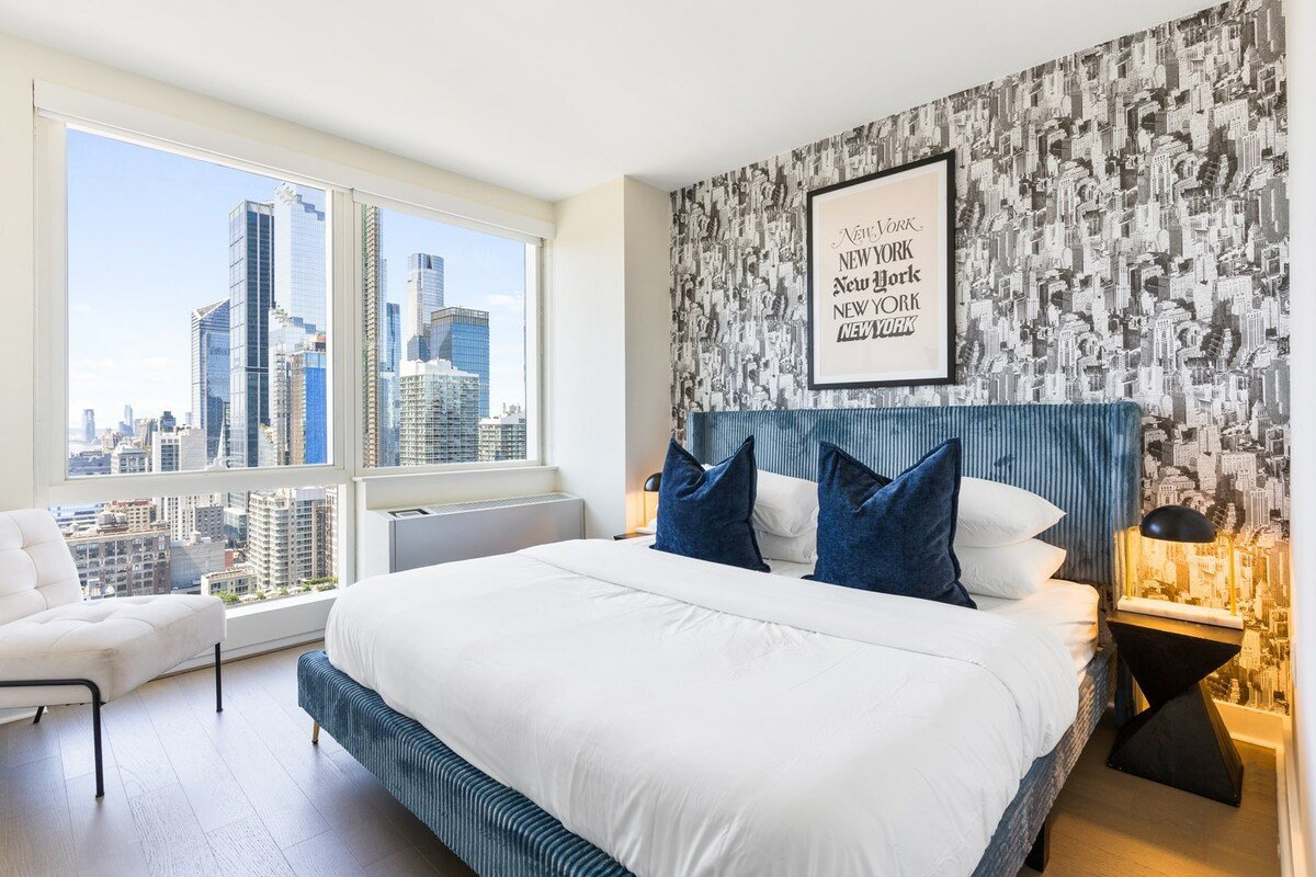 Big City Views 2 bedroom in Manhattan gallery image 3