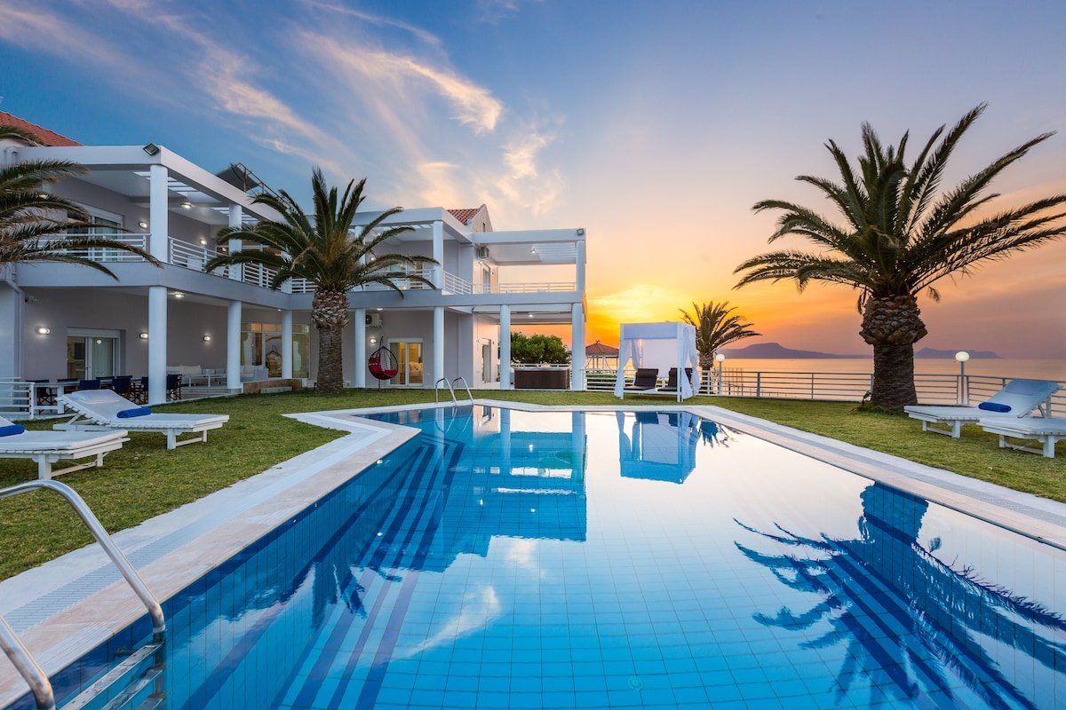 7 bedroom villa with exclusive facilities gallery image 2