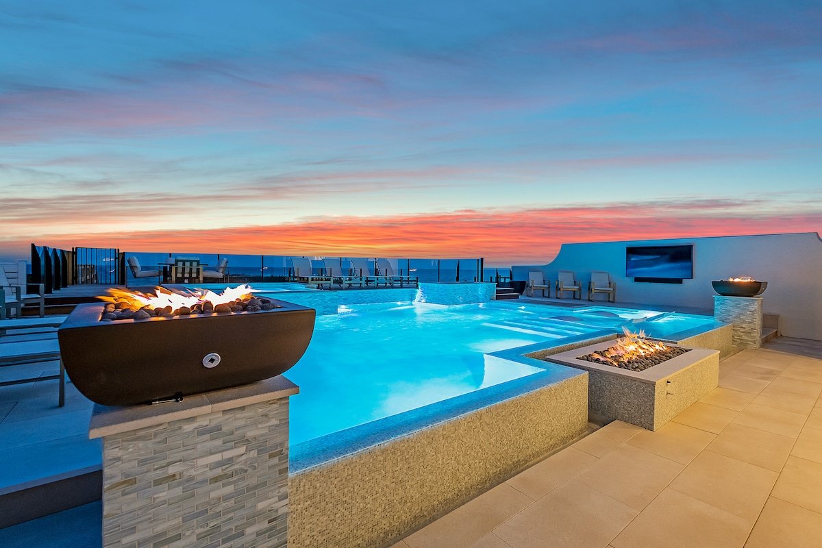 Gulf Front Sanctuary|Private Deeded Beach|Pool gallery image 4