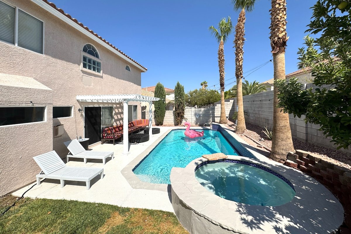 Allure Manor gallery image 3