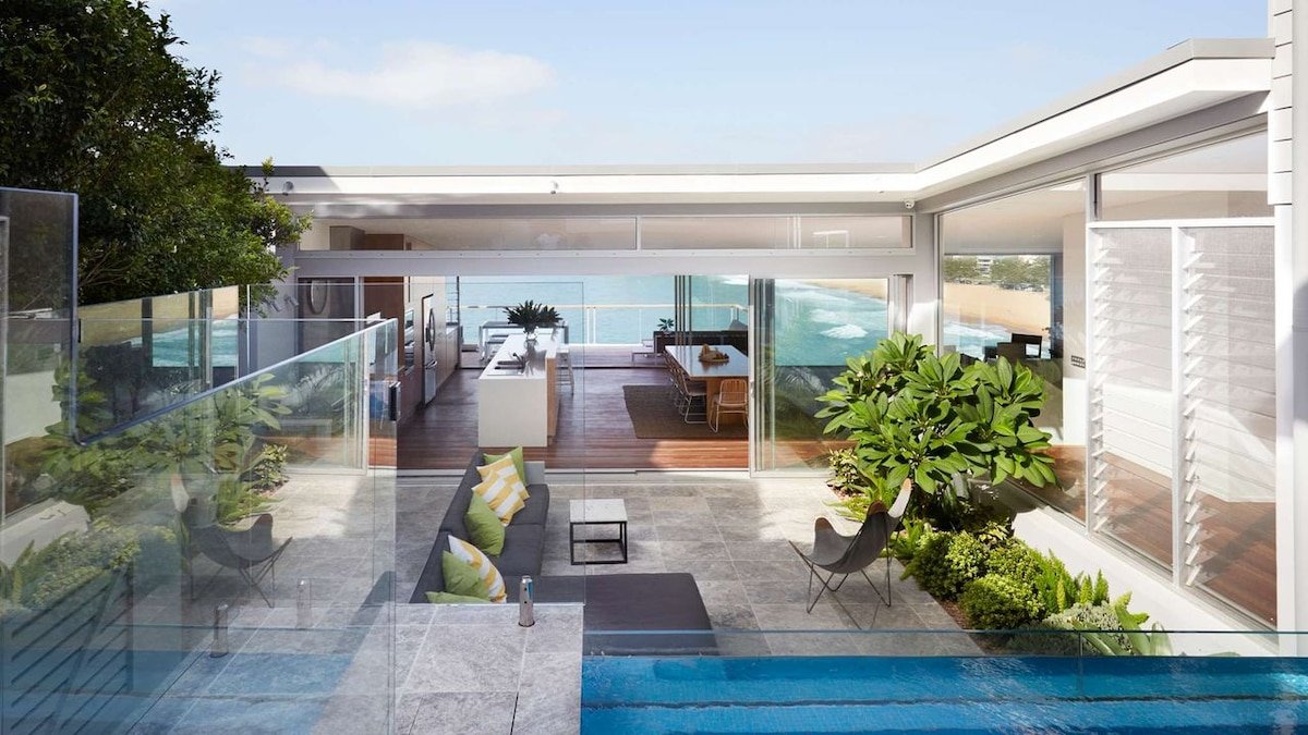 Whale Beach Bliss gallery image 2