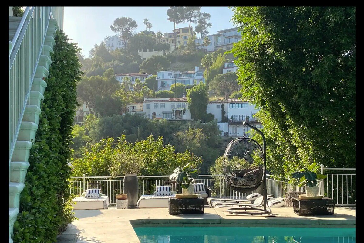 Private 3 Villa Compound ~ Hollywood Hills ~ POOL gallery image 4