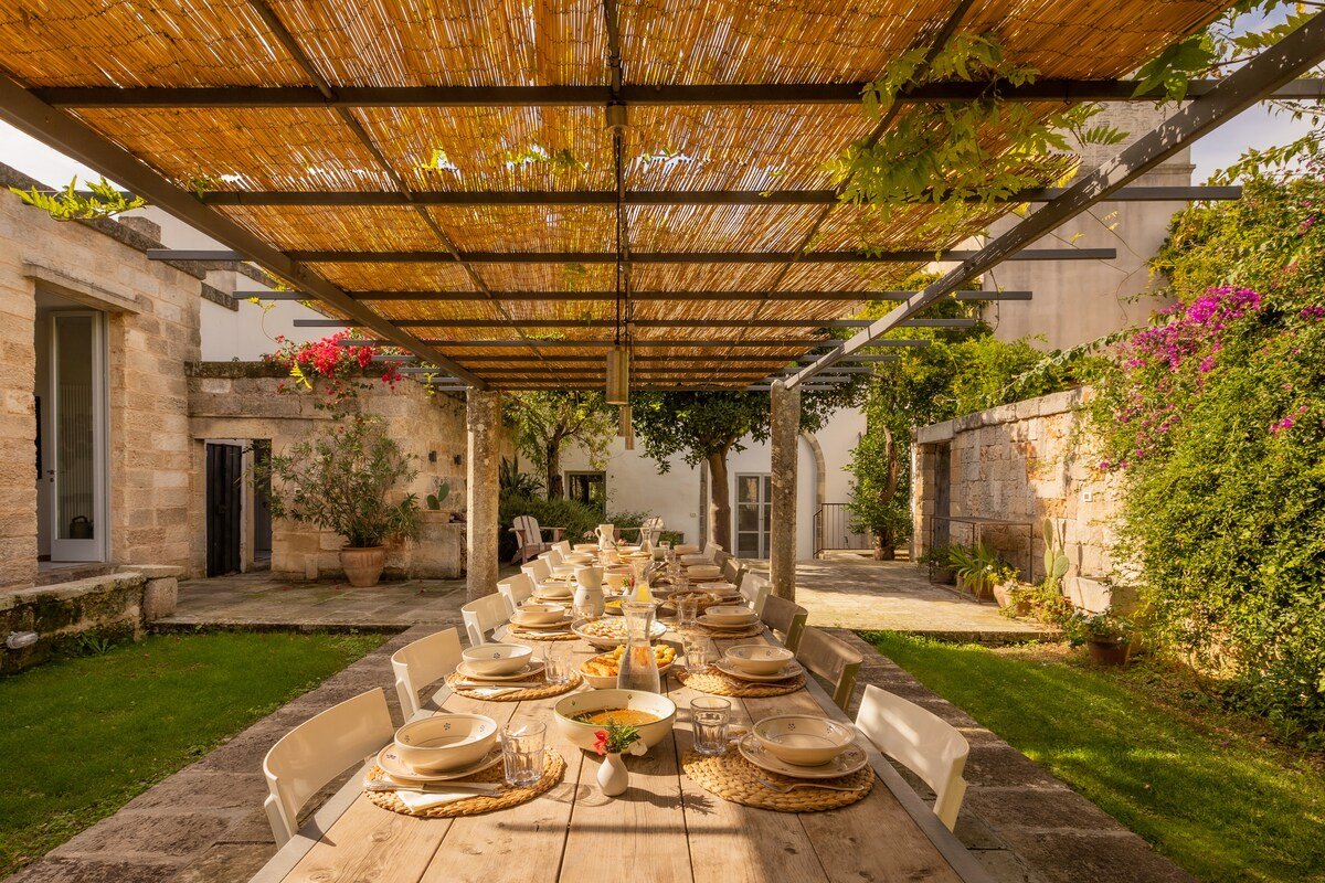 Palazzo Ferramosca (pool and garden) near Otranto gallery image 5