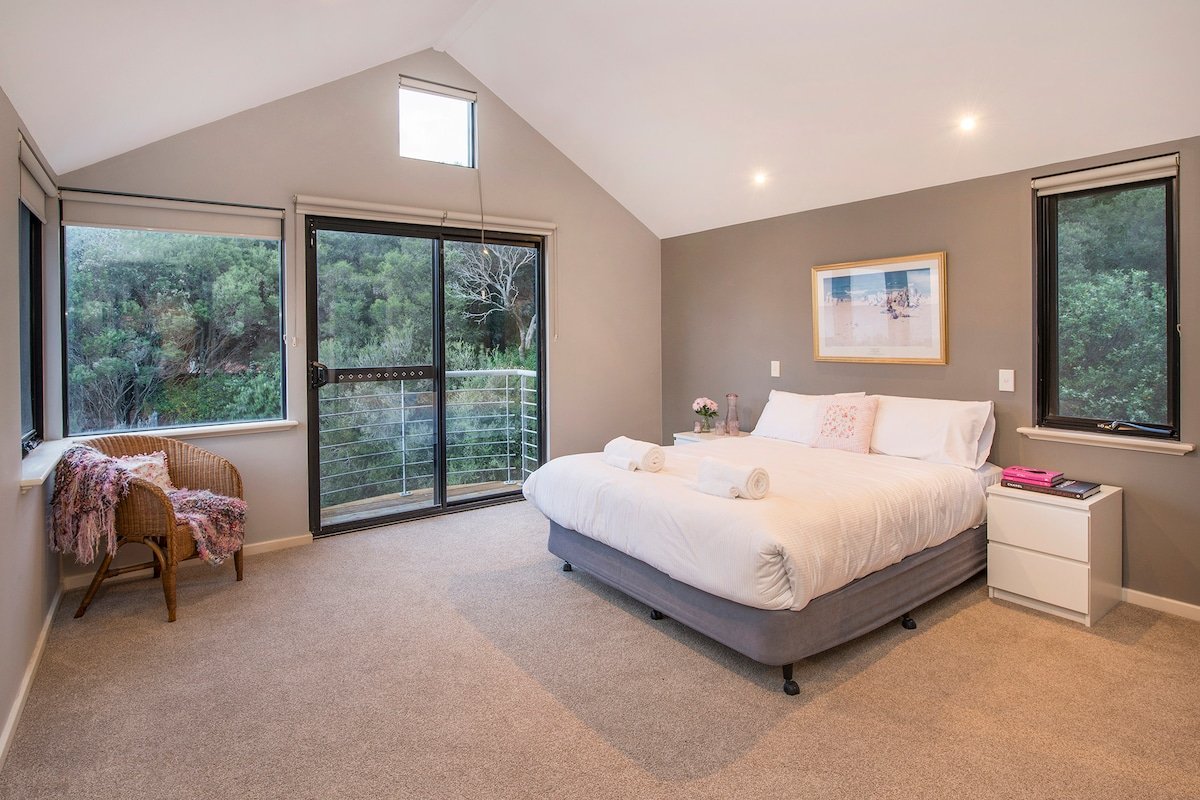 Top of the Hill gallery image 4