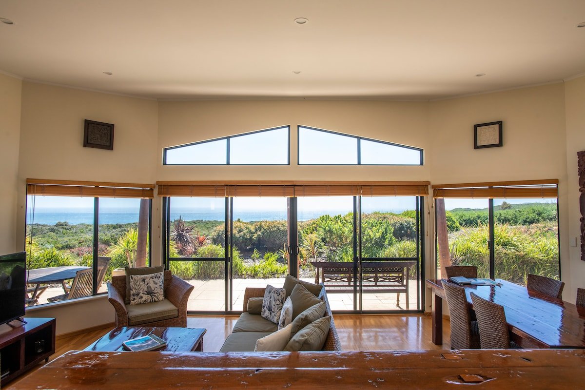 Villa – Bussell gallery image 5