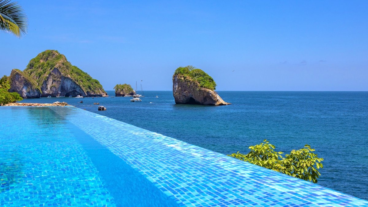 6 bdrm oceanfront, infini pool chef private beach gallery image 3