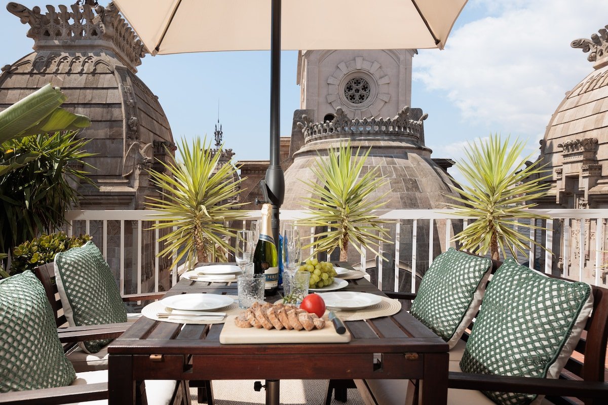 Picasso Terrace Penthouse by Cocoon Barcelona gallery image 5