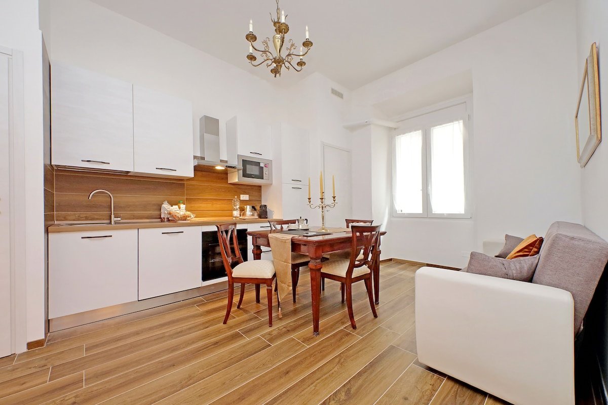 romance al colosseo 3 gallery image 4