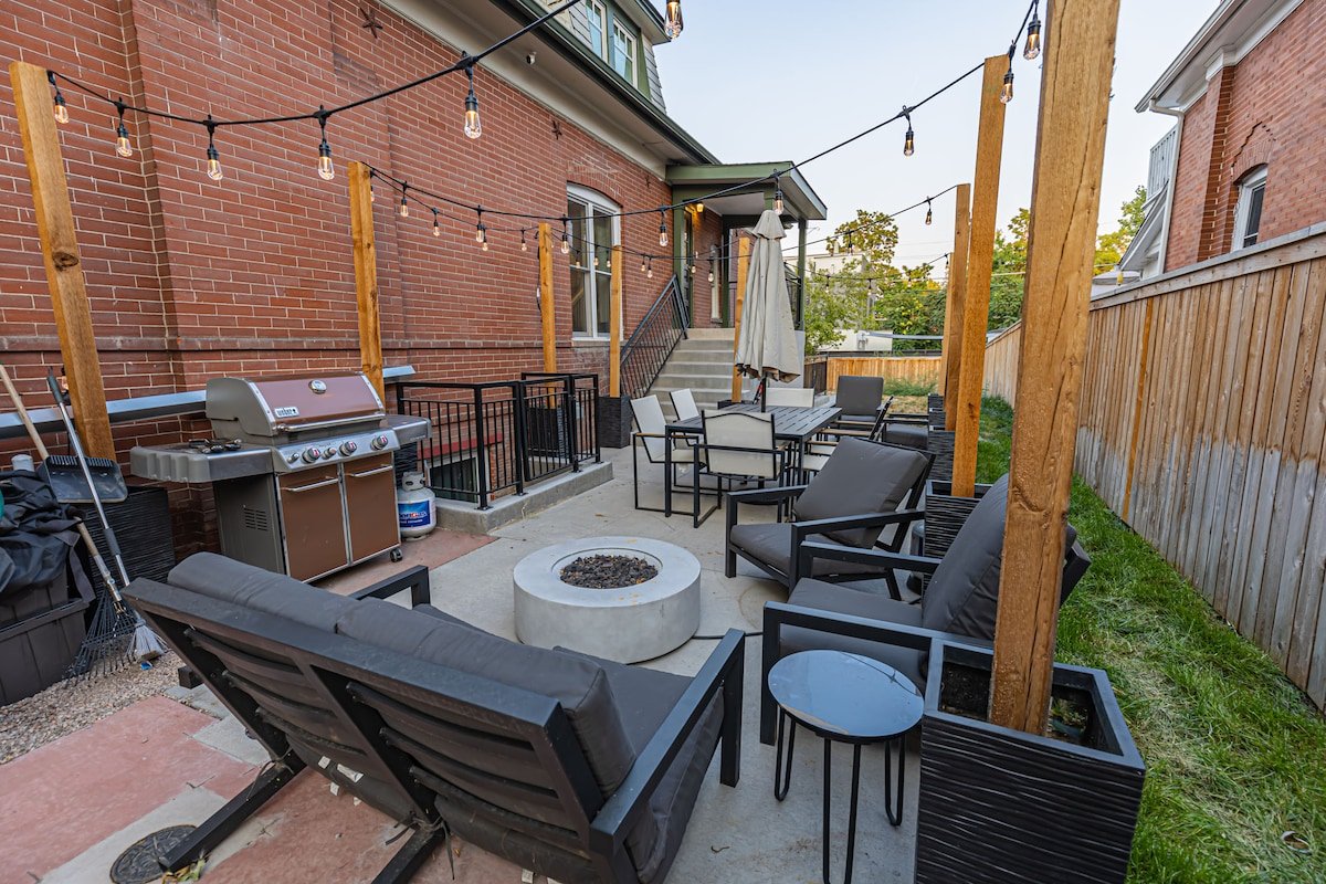 Group Retreat|4BR 4BA|LoHi|Stocked|Easy Checkout gallery image 4