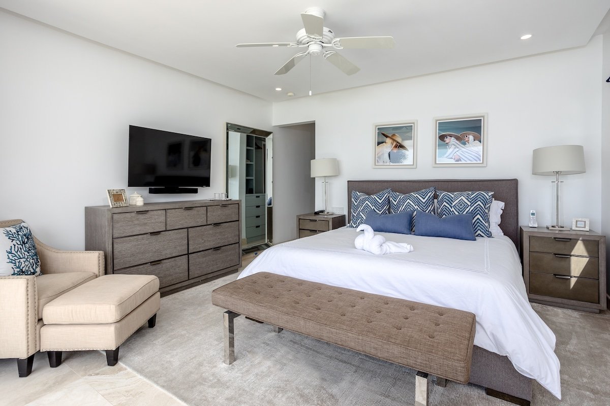 Dolphin Beach House gallery image 5