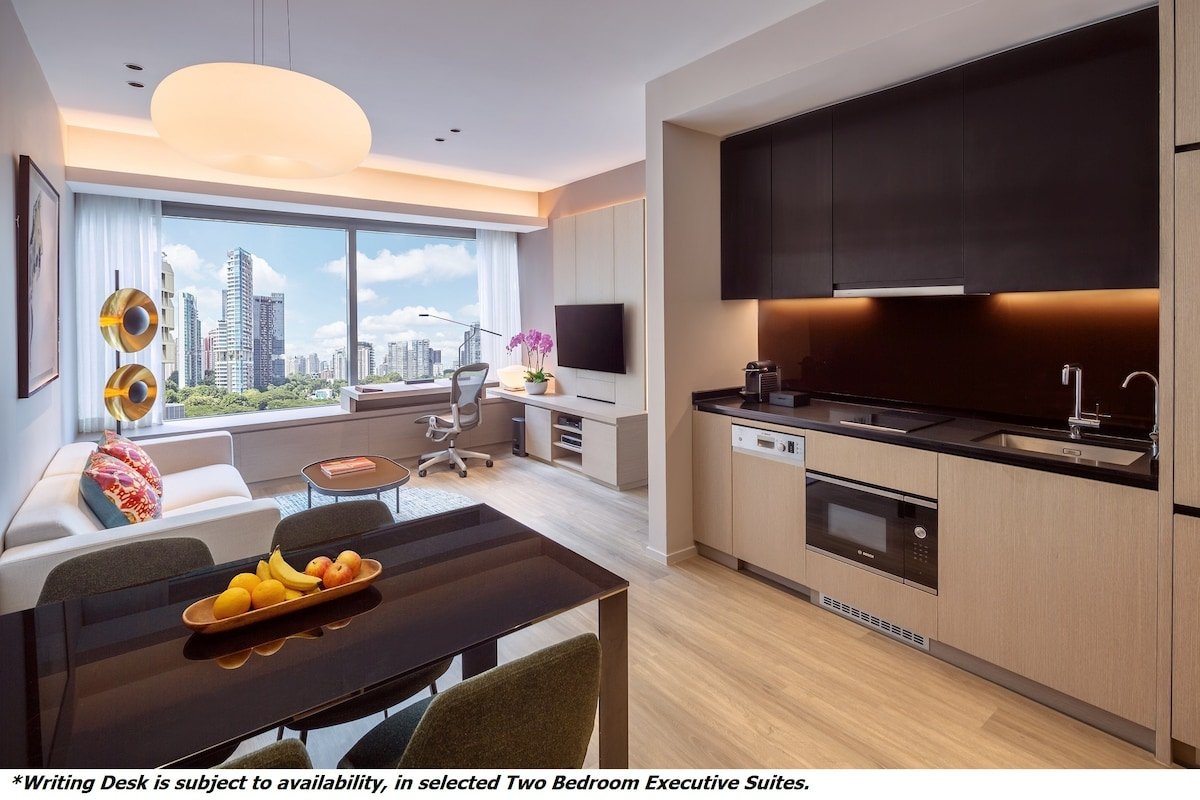 Two-Bedroom Executive Pan Pacific Serviced Suites gallery image 2