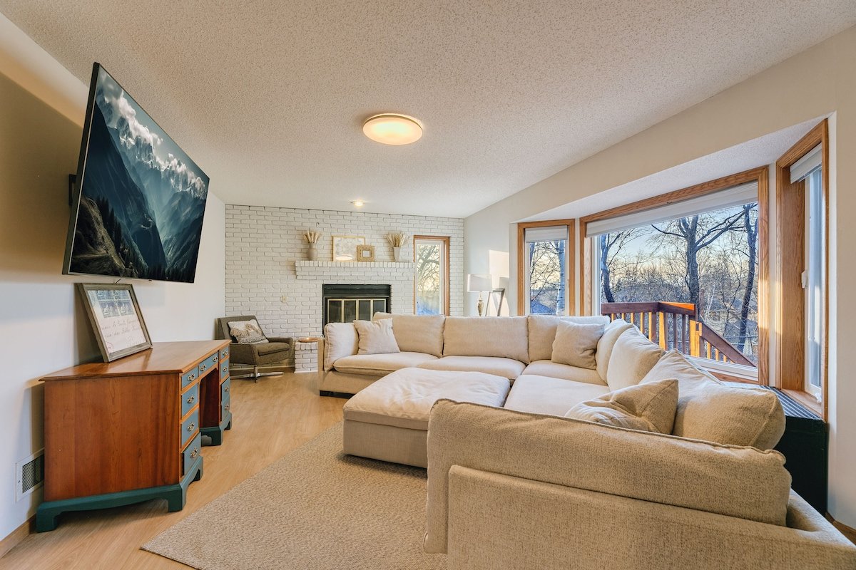 Private Pool | Huge house gallery image 5