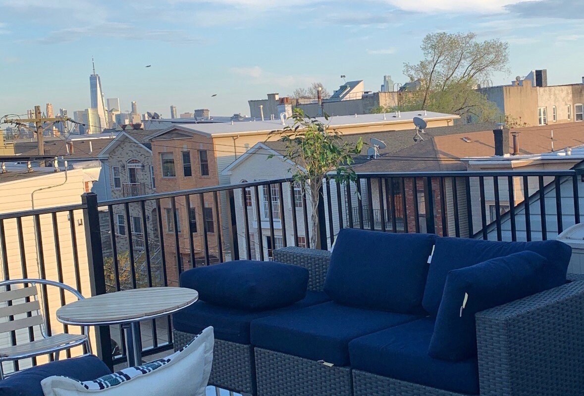 Jersey City 3BR Luxury Condo |Near NYC & Metlife gallery image 3