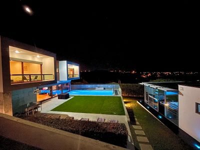 I LOVE U Villa! Sea view! SPA!