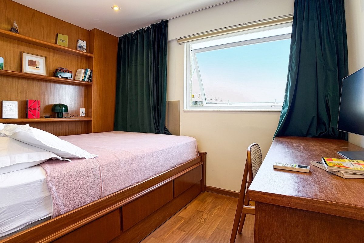 Loft with panoramic view of Ipanema – 2 Suites gallery image 4