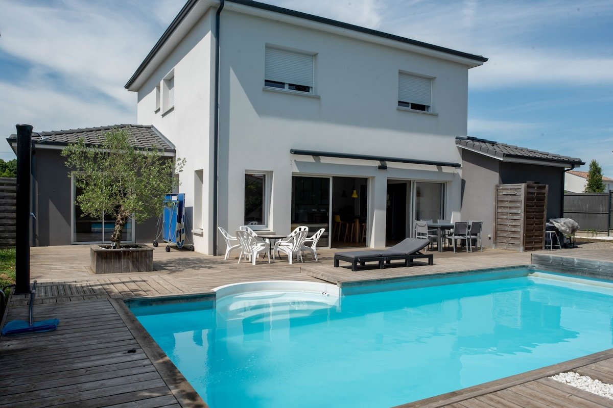 Maison avec piscine entre Bordeaux et Océan gallery image 2