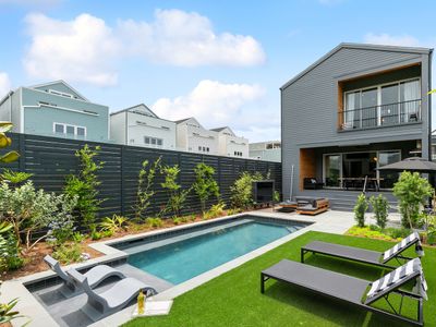 Modern Oasis with Heated Pool and Infared Sauna