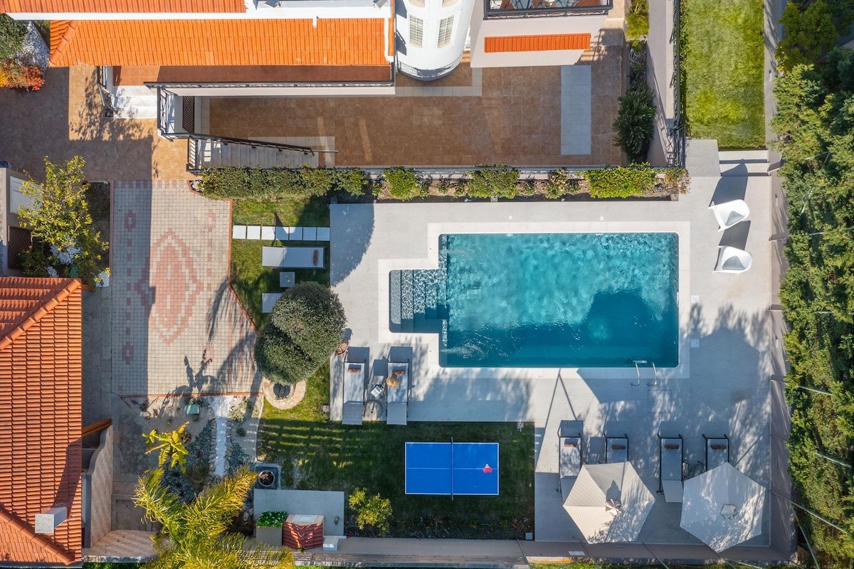 Emmelia Villa gallery image 5