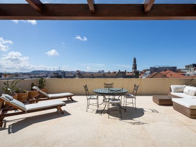 Best rooftop in Porto!