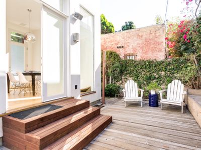 Custom-Built Villa Four Blocks from Venice Beach