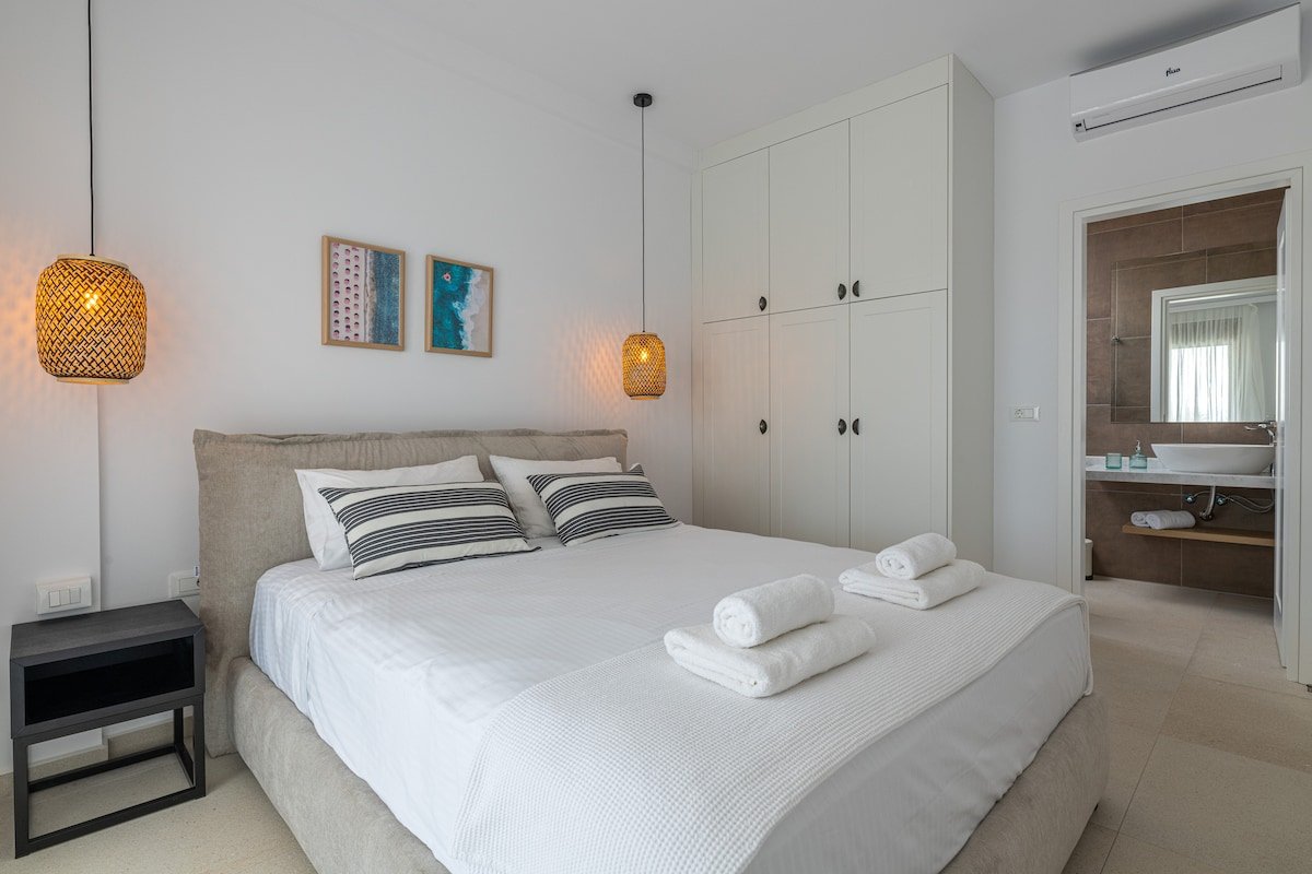 Villa Iris in Pefkos, Lindos (Pine Villas) gallery image 4