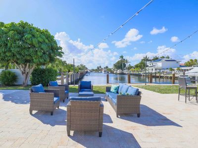 Pompano Gem – Waterfront, Pool, Walk to Beach