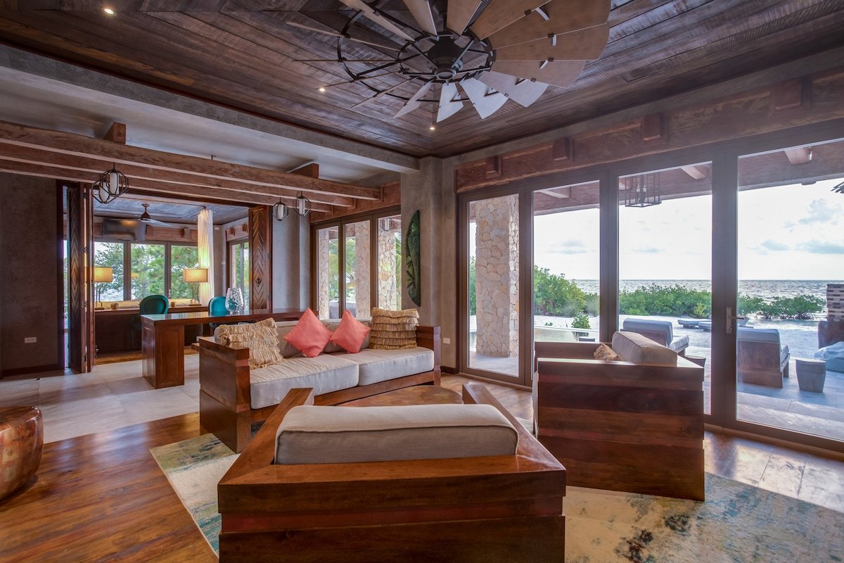 Gladden Private Island gallery image 5