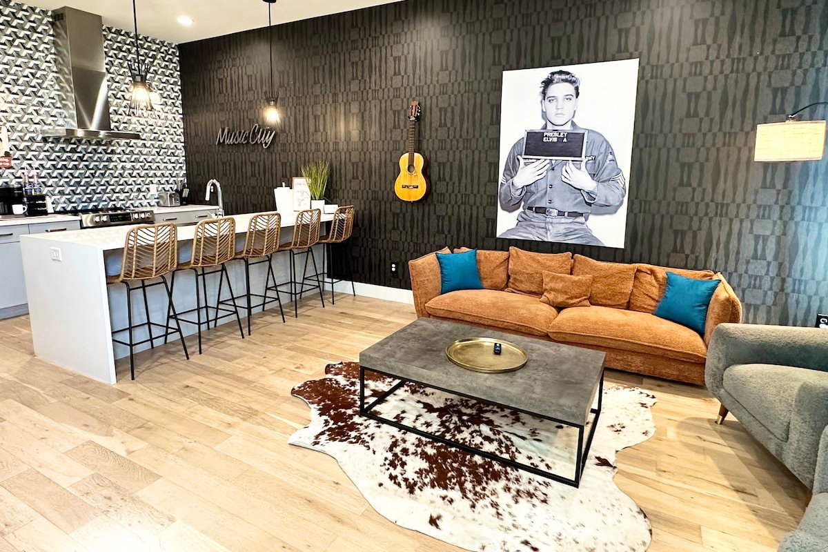 Casa De Rodeo! North Nashville! gallery image 3