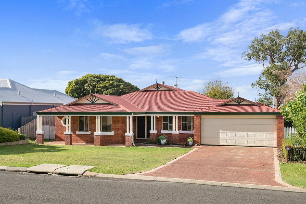 Seachange gallery image 2