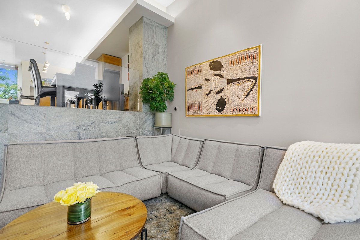 Beautiful Spacious RiverWest Townhome 4-Bed/4-Bath gallery image 5