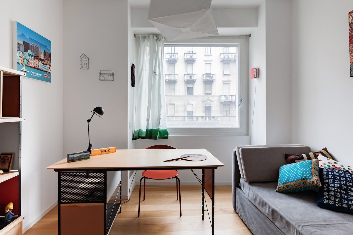 Enjoy Milan in a Cozy Flat Steps from the Duomo gallery image 5