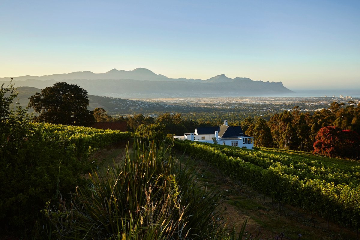 Kings Kloof Country House. gallery image 2