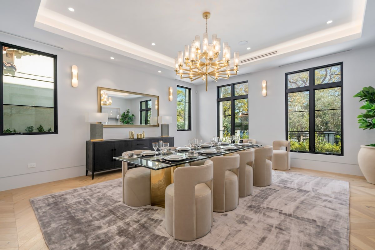 Villa Mandarin by LuxJB | Beverly Hills Mansion gallery image 4