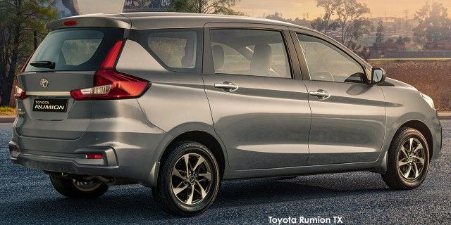 TOYOTA RUMION 1.5 TX A/T - 2 