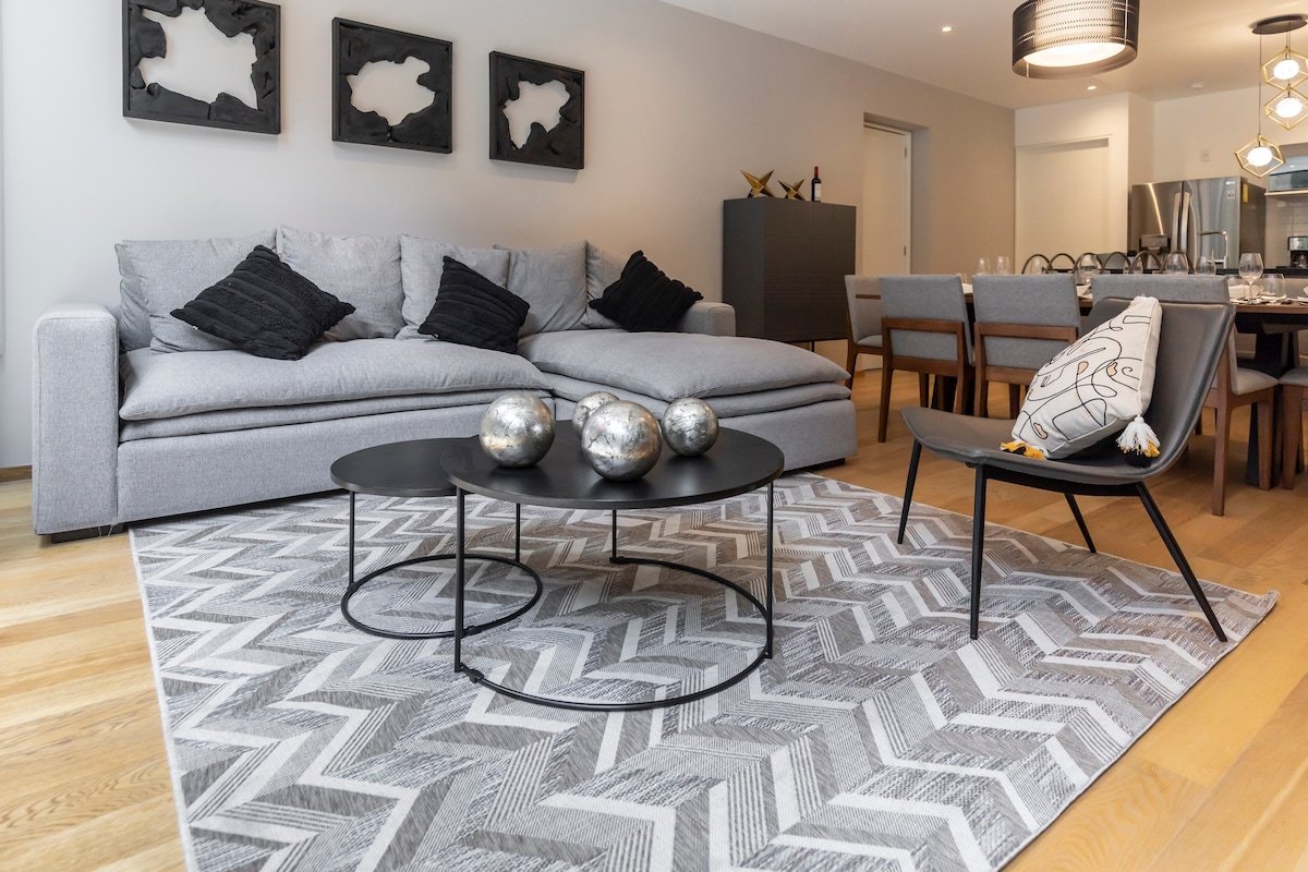 Luxury PentGarden in La Condesa! gallery image 5