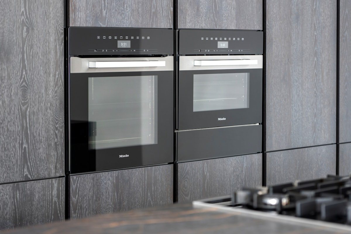 Palm Jumeirah Paradise: 5BR Villa | Infinity Pool gallery image 4