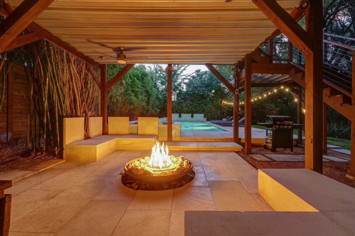 Family Holiday Retreat – Fire Pit, Pool, Hot Tub gallery image 2